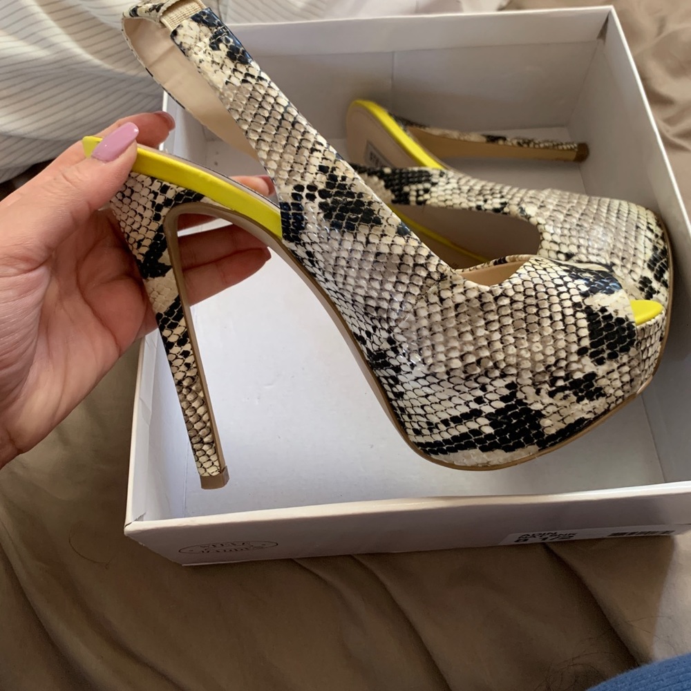 Steve Madden Python Sling Back Heels
